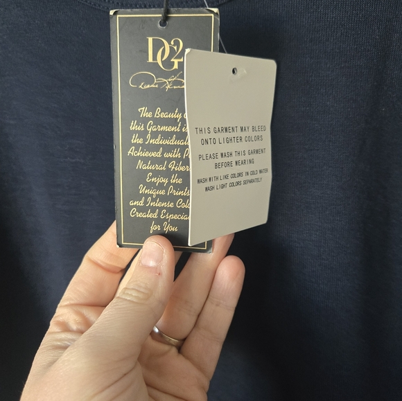 DG2 Womens top NWT - Picture 4 of 4